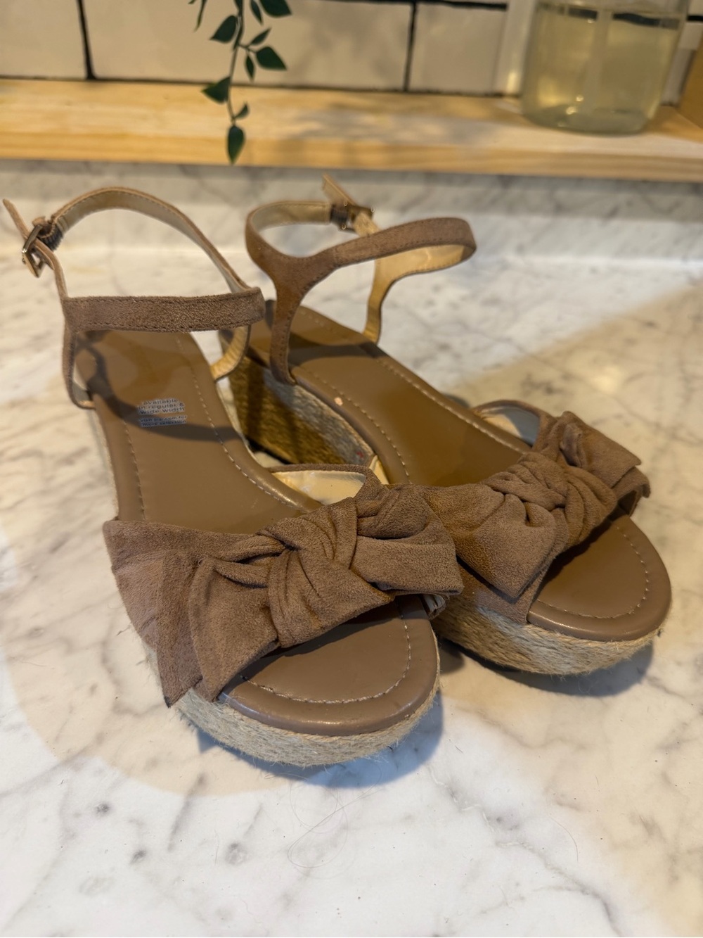 Liz Claiborne Taupe Bow Espadrille Wedge Sandals